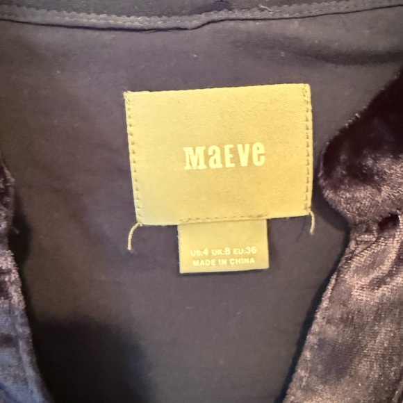 Maeve by Anthropologie velvet tunic in navy, size 4 - Picture 2 of 4